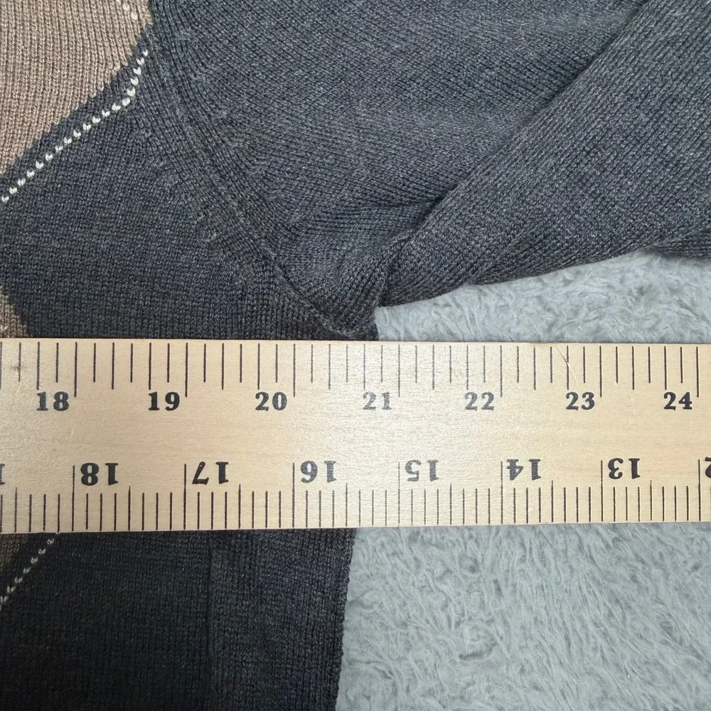 Banana Republic Mens Silk Cashmere‎ Argyle V-Neck Sweater Charcoal Grey Medium